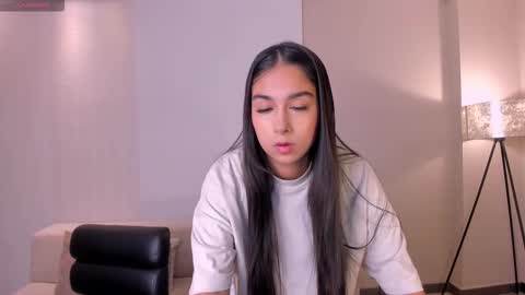 Snapshot of veronicablue1 chatting on 09-25-25, 10:41 Vero online show from 09-25-25, 10:41