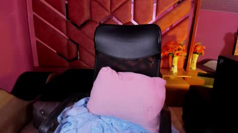 VeronicaCream  online show from 03-18-26, 03:09