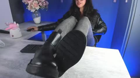 Veronica online show from 05-06-26, 09:53