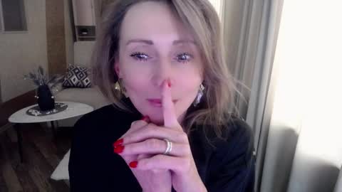 Helen online show from 02-27-25, 11:31