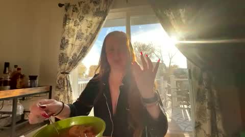 Snapshot of veronicalake chatting on 11-03-25, 09:59 Veronica Lake online show from 11-03-25, 09:59