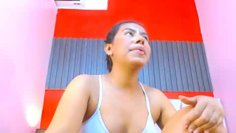 Snapshot of veronicarobles chatting on 07-07-26, 06:34 Veronica Robles online show from 07-07-26, 06:34