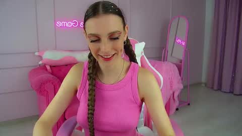 Snapshot of veronicavance chatting on 09-19-25, 06:08 Veronica online show from 09-19-25, 06:08