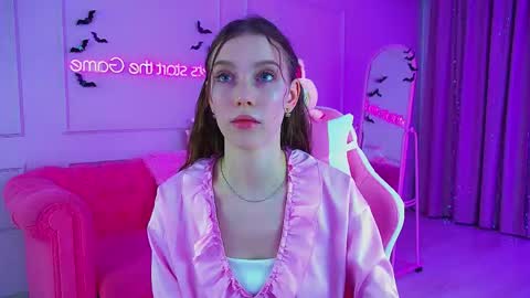 Veronica online show from 11-06-25, 06:31