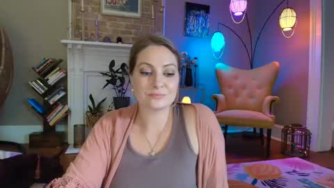 Snapshot of veronicawest chatting on 09-30-25, 01:43 Veronica Weston online show from 09-30-25, 01:43