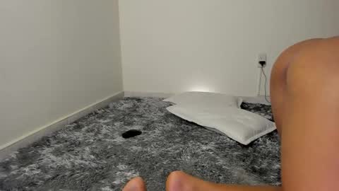 Snapshot of veronicawilson chatting on 12-20-25, 04:41 Veronica online show from 12-20-25, 04:41