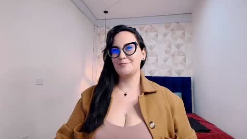 Snapshot of veroniicabbw chatting on 12-19-24, 04:02 veroniicabbw online show from 12-19-24, 04:02