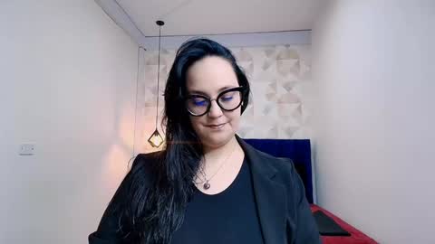 Snapshot of veroniicabbw chatting on 12-23-24, 11:57 veroniicabbw online show from 12-23-24, 11:57