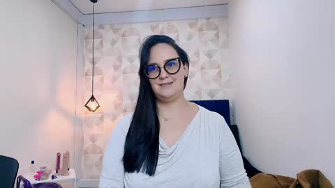 Snapshot of veroniicabbw chatting on 01-06-25, 02:58 veroniicabbw online show from 01-06-25, 02:58