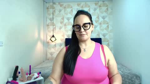 Snapshot of veroniicabbw chatting on 02-19-25, 08:52 veroniicabbw online show from 02-19-25, 08:52