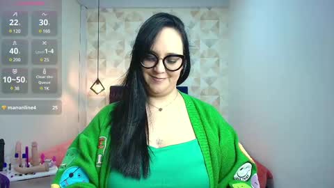 Snapshot of veroniicabbw chatting on 02-25-25, 12:03 veroniicabbw online show from 02-25-25, 12:03