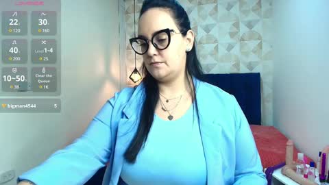 Snapshot of veroniicabbw chatting on 02-26-25, 12:03 veroniicabbw online show from 02-26-25, 12:03