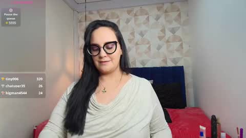 Snapshot of veroniicabbw chatting on 02-27-25, 10:20 veroniicabbw online show from 02-27-25, 10:20