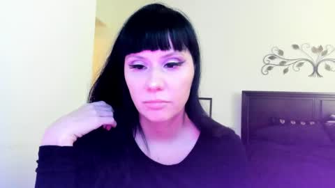 Snapshot of veronika_blak chatting on 04-11-26, 02:05 Miss Veronika Blak online show from 04-11-26, 02:05