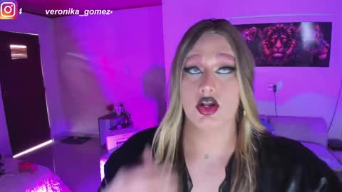 Snapshot of veronika_foxter chatting on 05-06-26, 06:13 veronika gomez ind online show from 05-06-26, 06:13