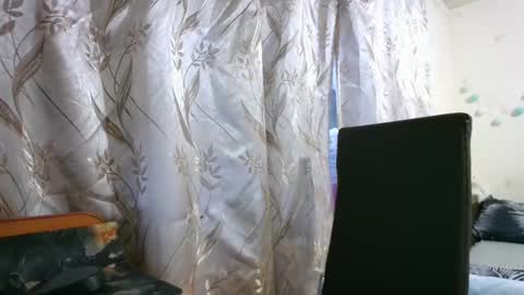 Snapshot of veronika_xi chatting on 11-25-25, 07:19 veronika_xi online show from 11-25-25, 07:19