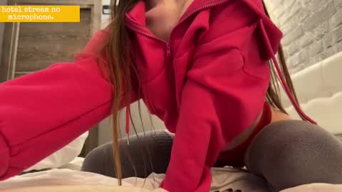 Snapshot of veronikaav chatting on 03-07-25, 07:27 VeronikaAV online show from 03-07-25, 07:27