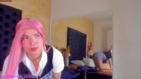 Veronika  online show from 04-08-26, 04:23
