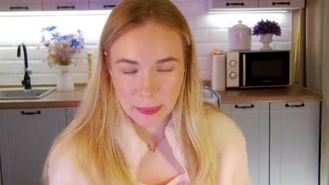 Snapshot of veronikamitchel chatting on 09-30-25, 05:40 Veronika online show from 09-30-25, 05:40