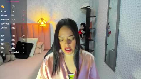 Snapshot of verostone1 chatting on 09-20-25, 02:12 VEROS online show from 09-20-25, 02:12