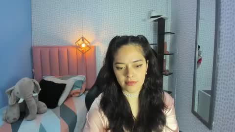 Snapshot of verostone1 chatting on 09-22-25, 02:24 VEROS online show from 09-22-25, 02:24