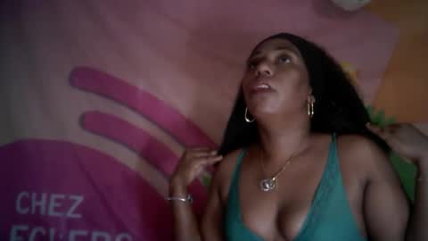 verronique1511 online show from 09-10-25, 07:30