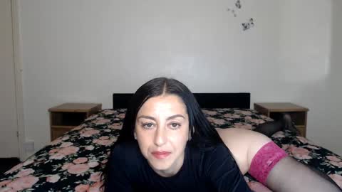 Snapshot of verryhotstella chatting on 06-03-26, 03:31 verryhotstella online show from 06-03-26, 03:31