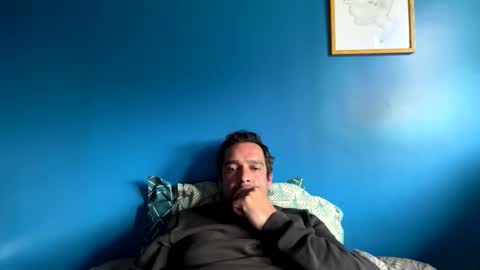 versatilebi7 online show from 10-04-25, 12:25