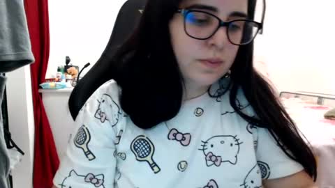 Snapshot of veruca99 chatting on 07-31-26, 01:38 veruca99 online show from 07-31-26, 01:38