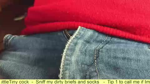 Snapshot of verylittletiny chatting on 10-30-25, 07:54 Erik online show from 10-30-25, 07:54