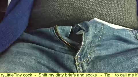 Snapshot of verylittletiny chatting on 11-05-25, 07:30 Erik online show from 11-05-25, 07:30