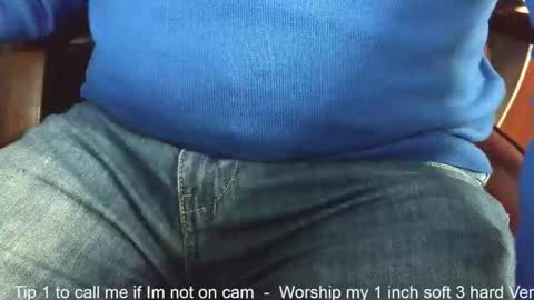 Snapshot of verylittletiny chatting on 11-20-25, 08:14 Erik online show from 11-20-25, 08:14