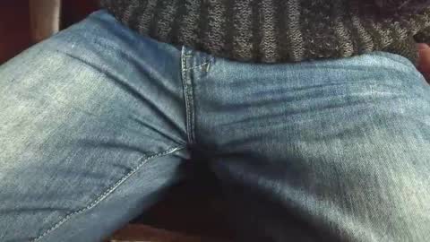 Snapshot of verylittletiny chatting on 12-01-25, 08:41 Erik online show from 12-01-25, 08:41