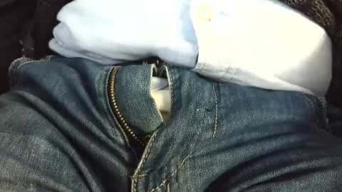 Snapshot of verylittletiny chatting on 12-03-25, 08:56 Erik online show from 12-03-25, 08:56