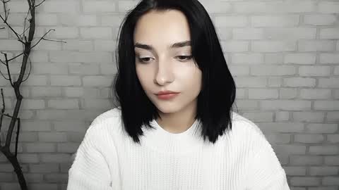 Ana online show from 12-25-24, 02:23