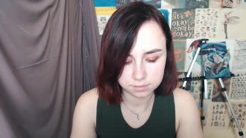 veryveryvery_shy online show from 01-08-25, 09:32