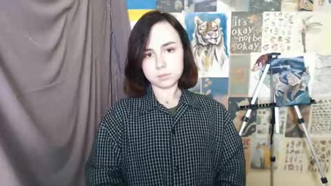 veryveryvery_shy online show from 01-08-25, 12:37