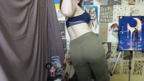 veryveryvery_shy online show from 03-06-25, 09:58