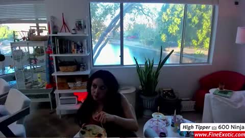 Snapshot of vesafine chatting on 12-07-24, 11:23 vesafine online show from 12-07-24, 11:23