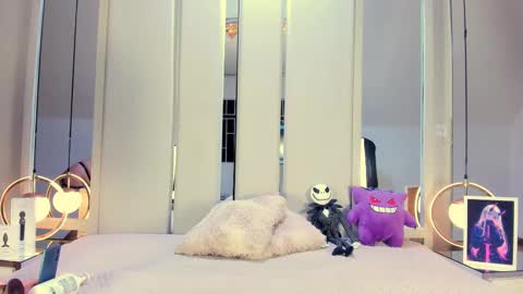 Vesper Velvet  online show from 09-11-25, 08:09