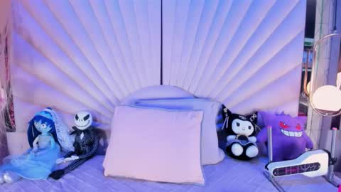 Vesper Velvet  online show from 03-22-26, 04:16