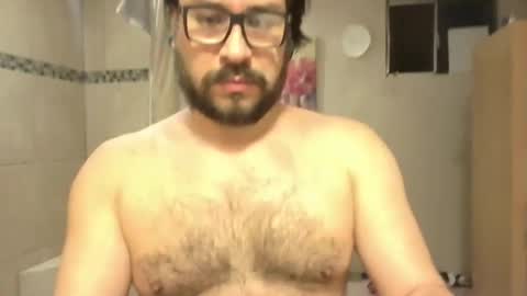 Snapshot of vesturelove chatting on 11-15-25, 03:48 vesturelove online show from 11-15-25, 03:48