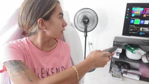 Sofa  online show from 04-02-26, 09:01