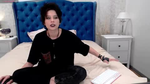 Via online show from 10-23-25, 10:47