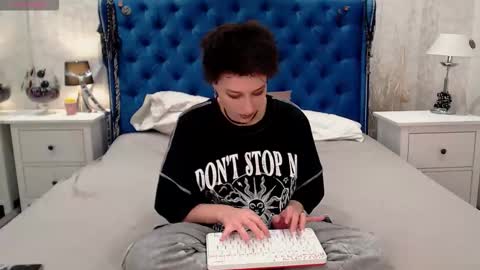 Via online show from 03-02-26, 08:59