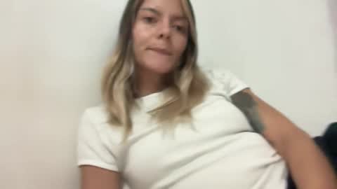 papichulo y mamichula online show from 04-21-26, 11:29