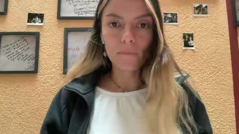 papichulo y mamichula online show from 06-28-26, 10:16