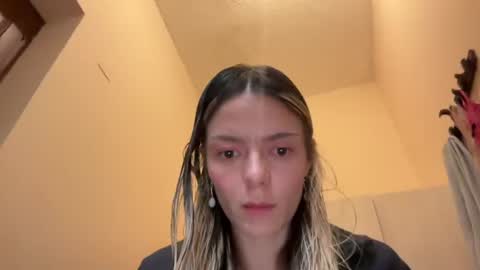 papichulo y mamichula online show from 07-18-26, 02:54