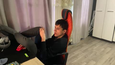 vialeras online show from 03-18-26, 02:58