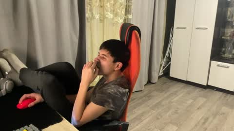 vialeras online show from 03-22-26, 02:20